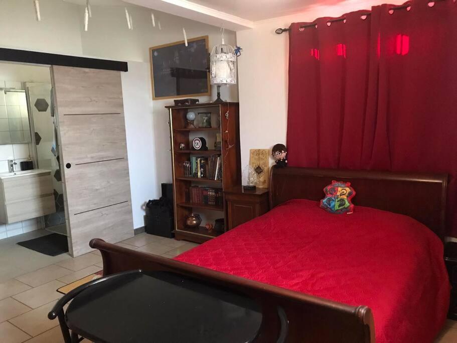סנט-מארי La Chambre Des Sorciers - Logement Independant מראה חיצוני תמונה