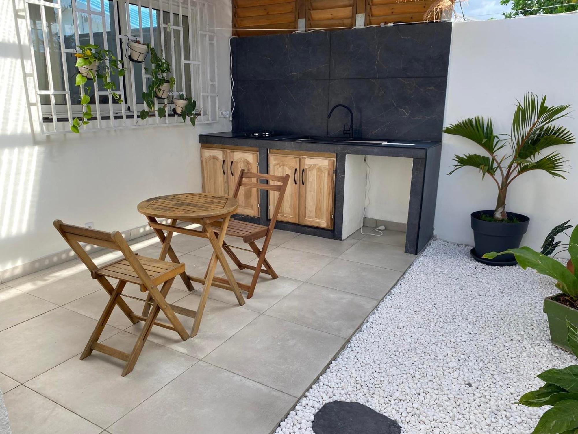 סנט-מארי La Chambre Des Sorciers - Logement Independant מראה חיצוני תמונה